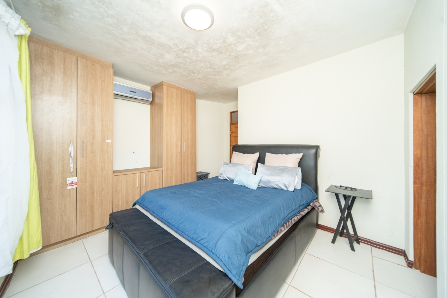 2 Bedroom Property for Sale in Nahoon Beach Eastern Cape